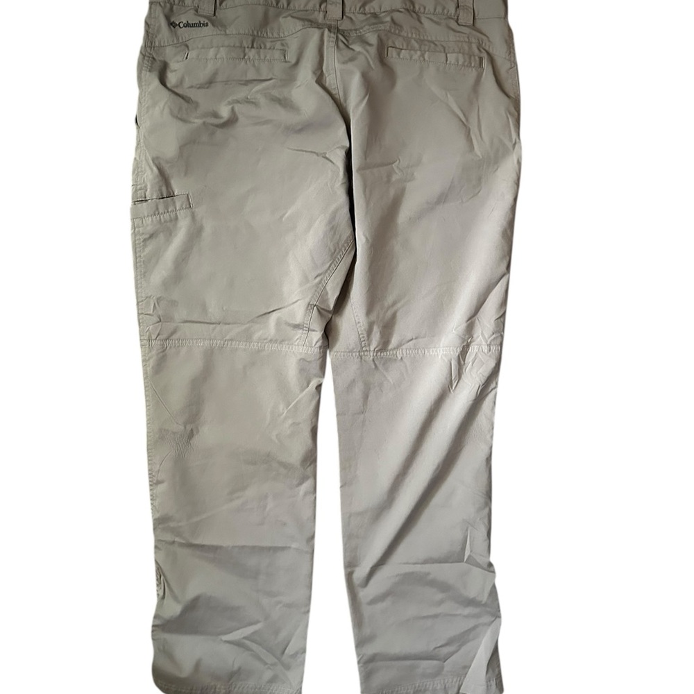 Columbia Men's Light Khaki Cargo Pants 38x30